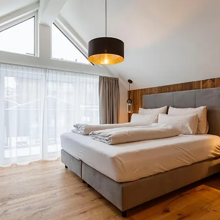 Fiss Suites By Alps Resorts Exterior foto