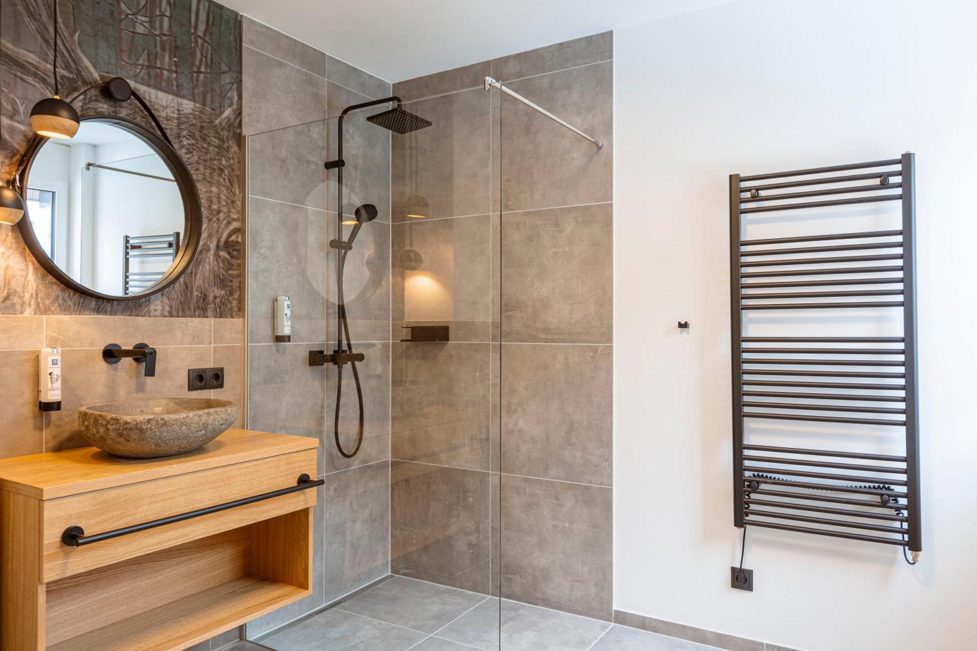 By Alps Apartment *