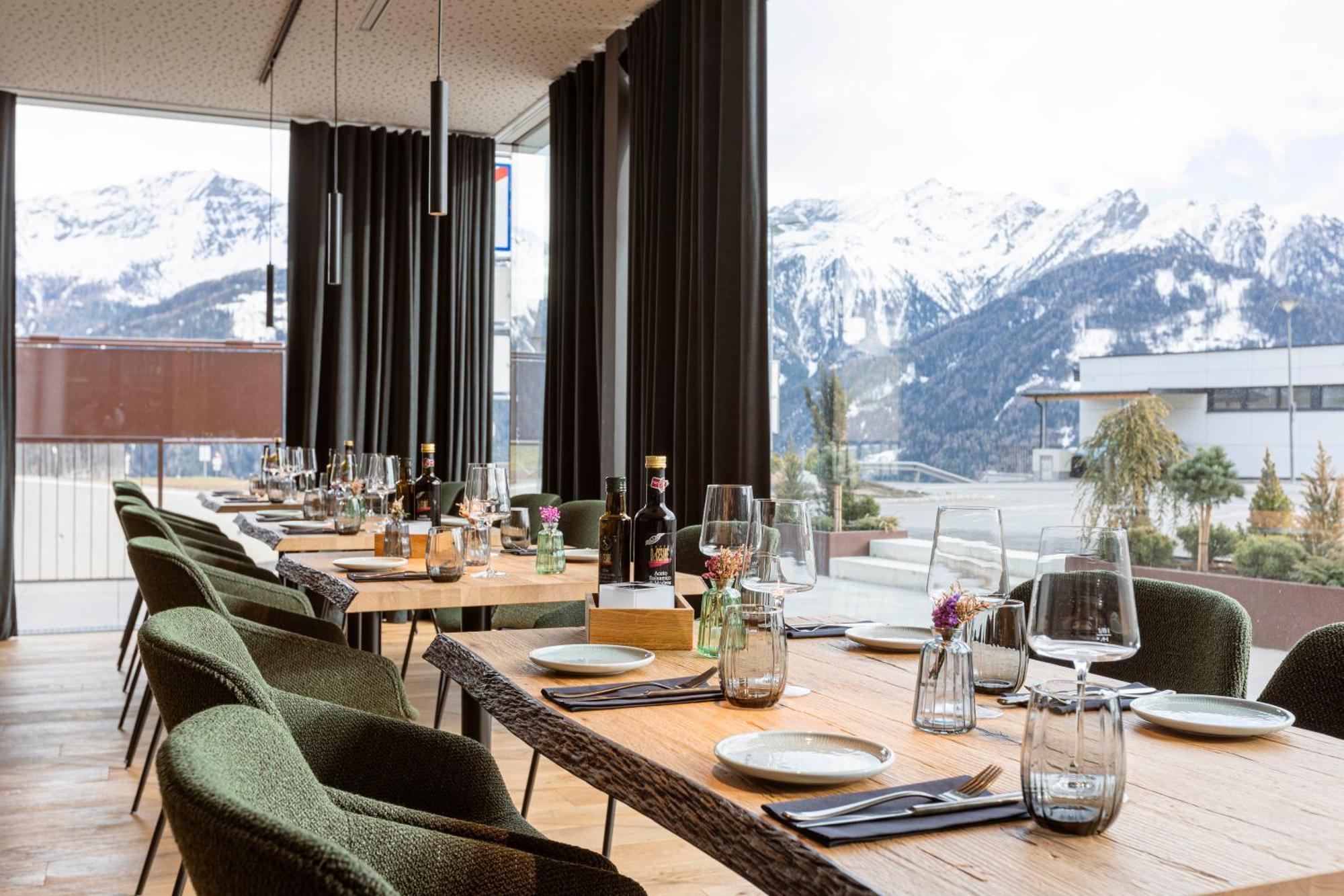 By Alps * Fiss